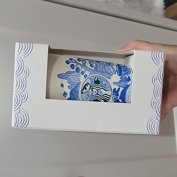 Starbucks China 2024 25th Anniversary Blue and White Porcelain Plastic Tumbler - Picture 3 of 5